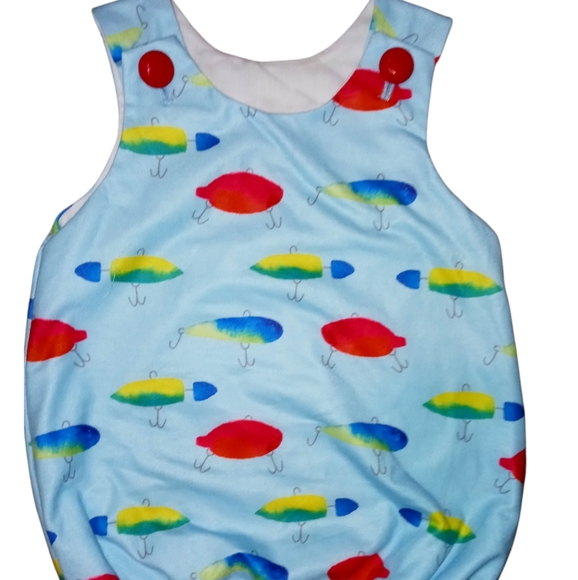 Southern Sass Smocks Other - 9M Southern Sass Smocks Snap Shoulder/Bottom All Over Fishing Lures Romper